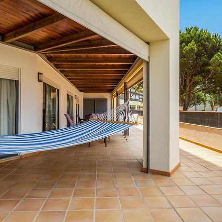 Wonderful Flat W/ Big Patio By Lovelystay Lagos Luaran gambar