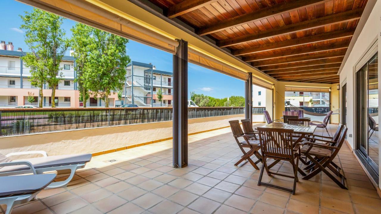 Wonderful Flat W/ Big Patio By Lovelystay Lagos Luaran gambar