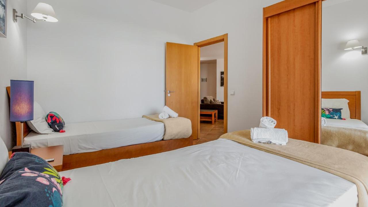Wonderful Flat W/ Big Patio By Lovelystay Lagos Luaran gambar